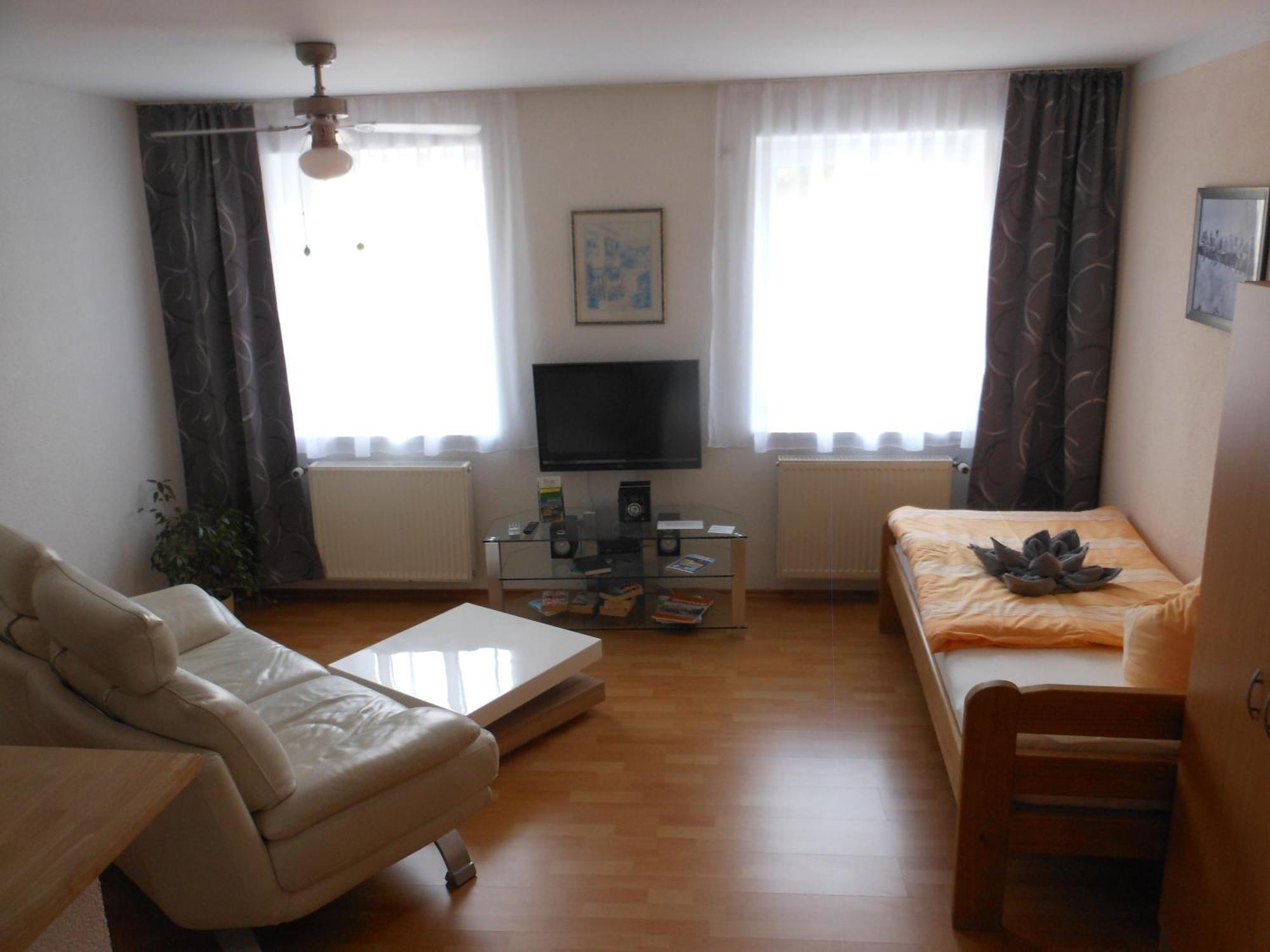 Pension Am Werder Bernburg Δωμάτιο φωτογραφία