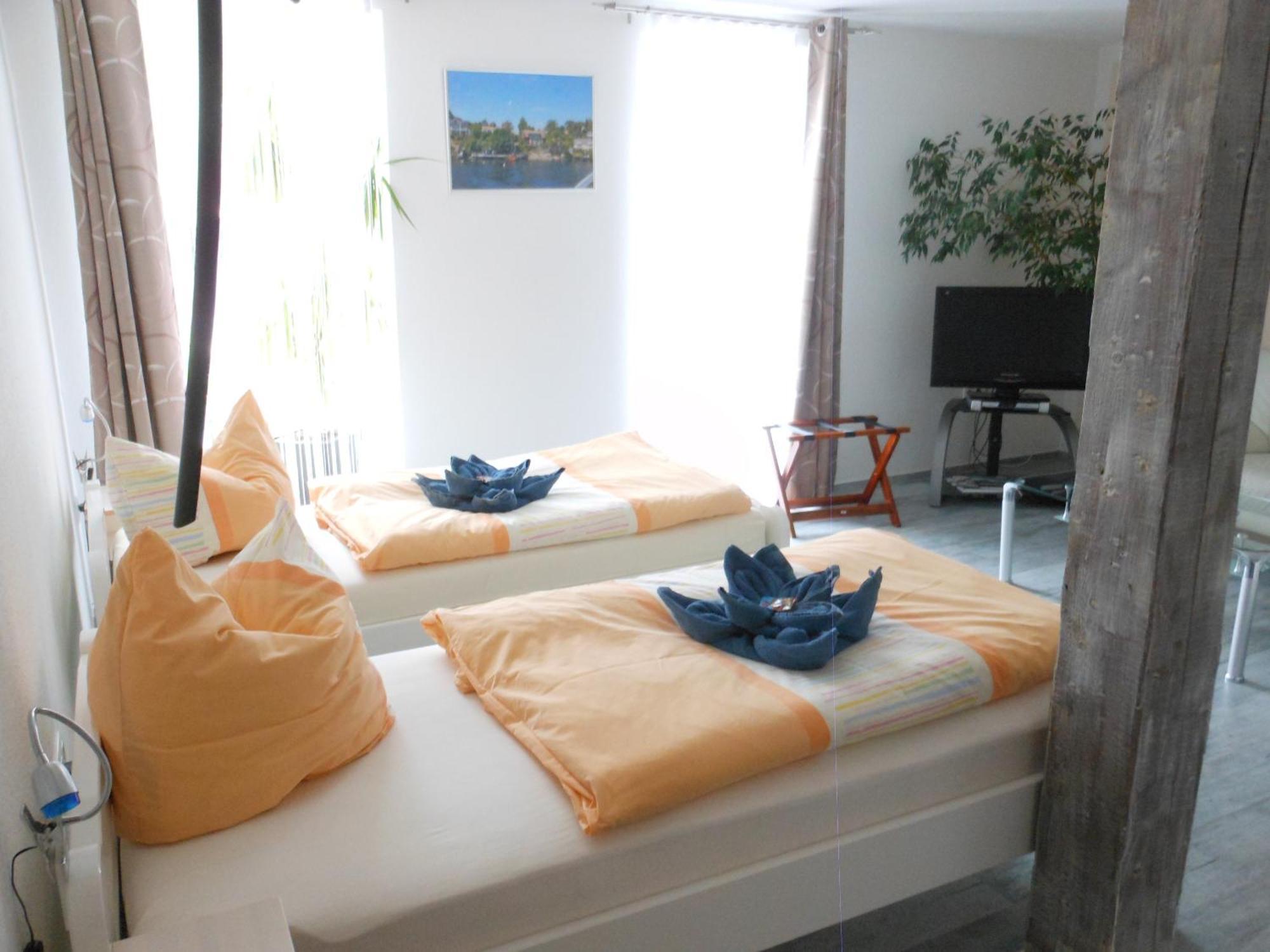 Pension Am Werder Bernburg Δωμάτιο φωτογραφία